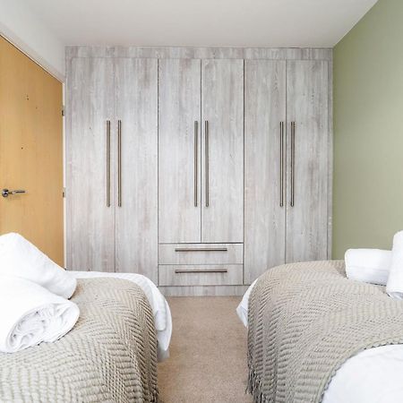 6 Guests - 3 Bedrooms - Free Wi-Fi - Манчестер Екстер'єр фото