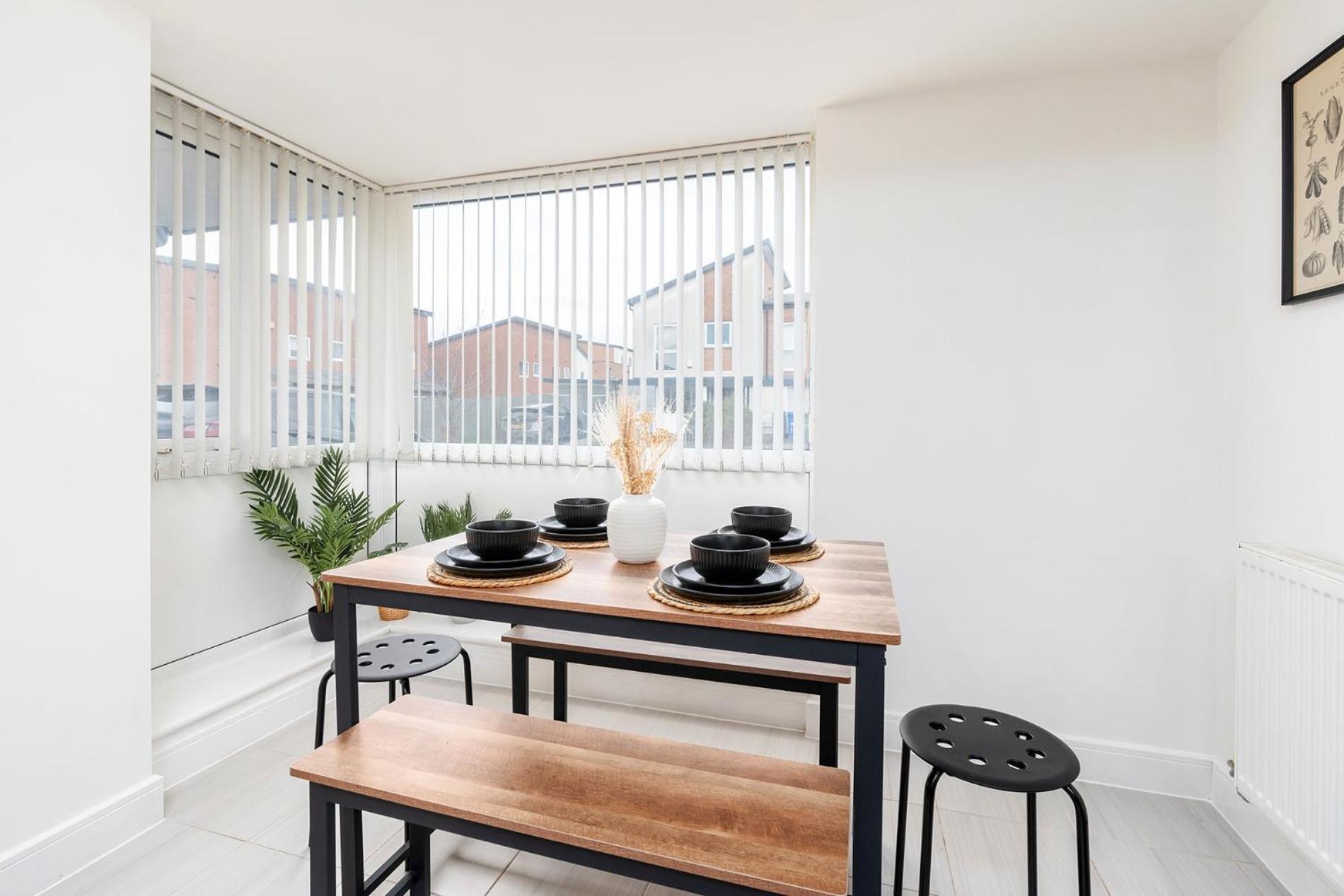 6 Guests - 3 Bedrooms - Free Wi-Fi - Манчестер Екстер'єр фото