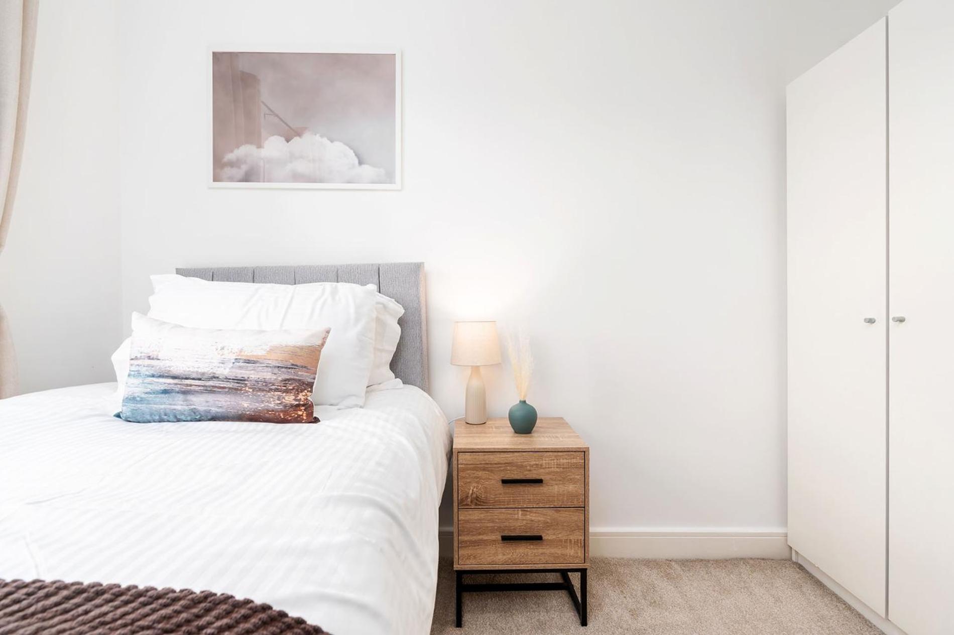 6 Guests - 3 Bedrooms - Free Wi-Fi - Манчестер Екстер'єр фото