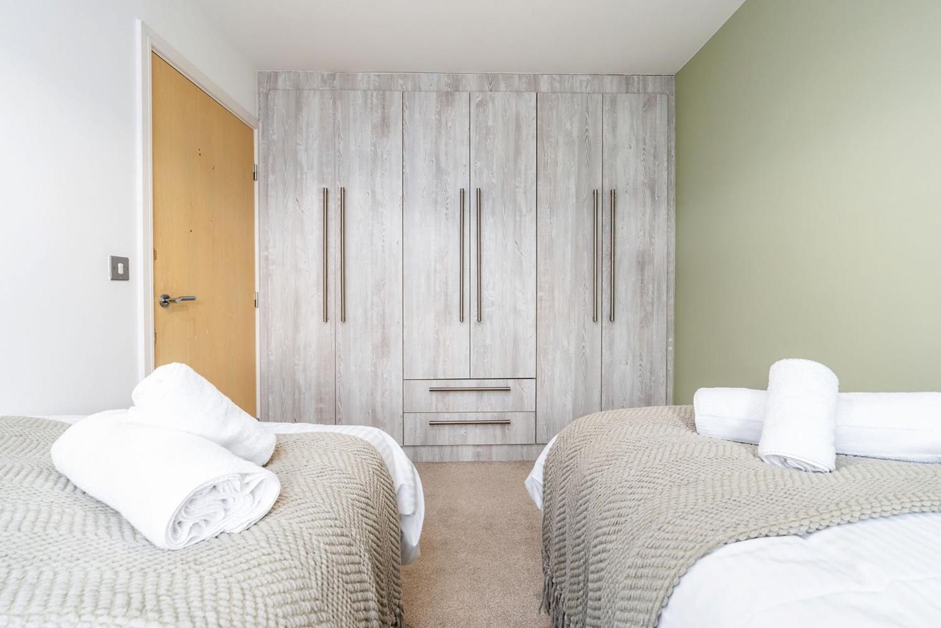 6 Guests - 3 Bedrooms - Free Wi-Fi - Манчестер Екстер'єр фото